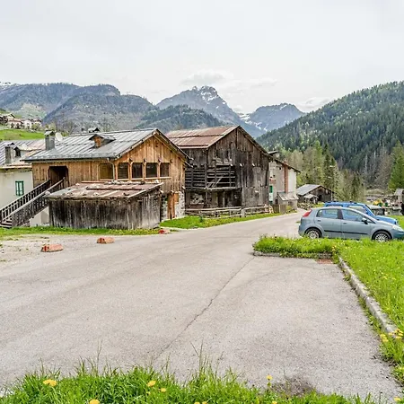 Apartment Charming Tabia *